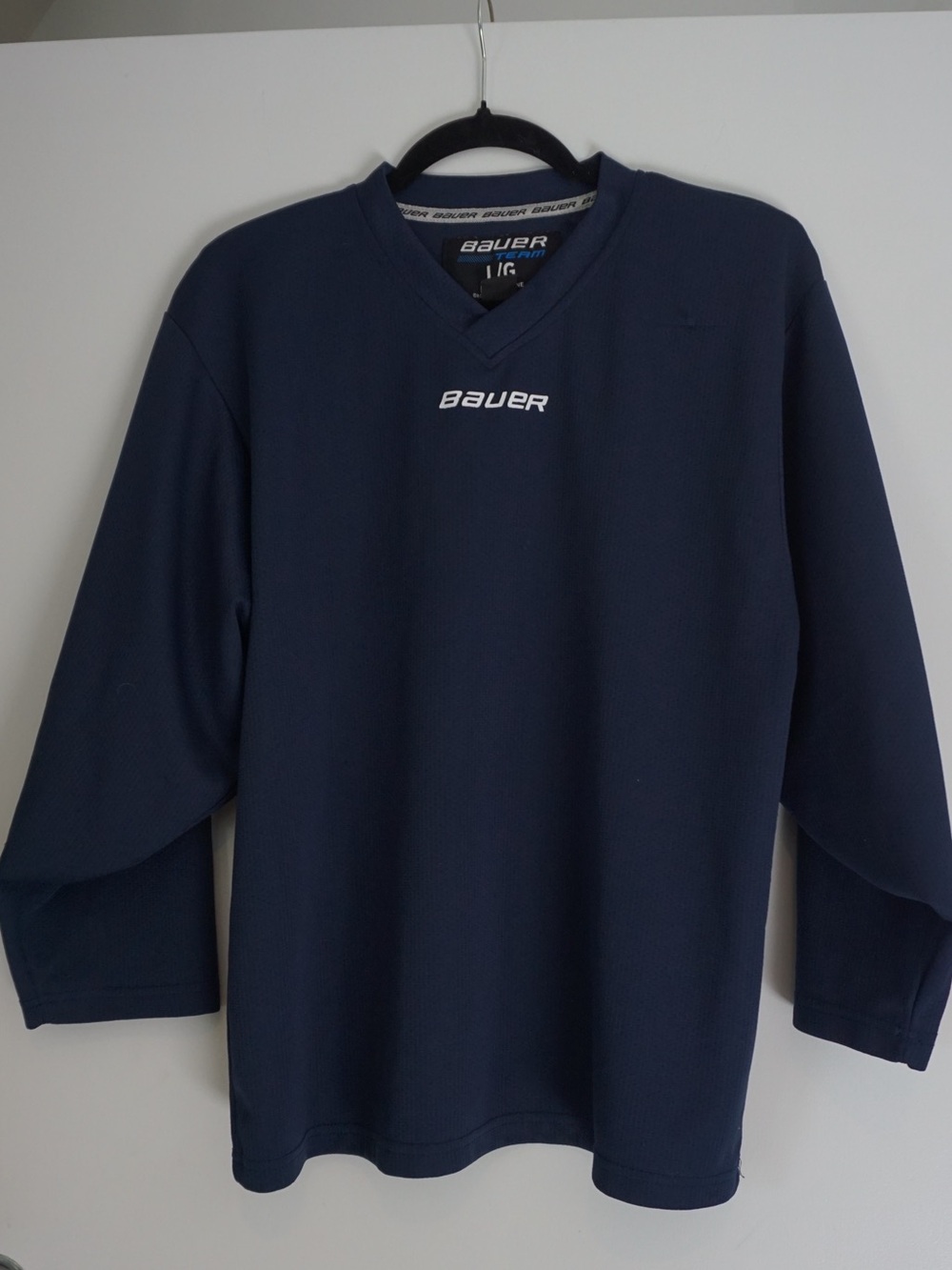 Bauer Team Youth Jersey in Navy and White